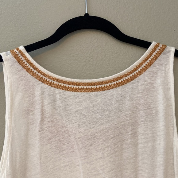 BOHO Garnet Hill Off-White and Gold Embroidered Linen & Modal Sleeveless Tank - Picture 7 of 10